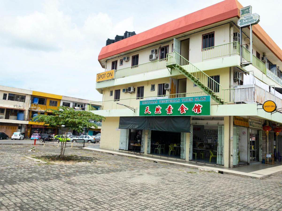 Spot On 89582 Evergreen Hotel Keningau Εξωτερικό φωτογραφία