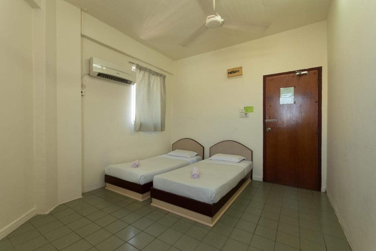 Spot On 89582 Evergreen Hotel Keningau Εξωτερικό φωτογραφία