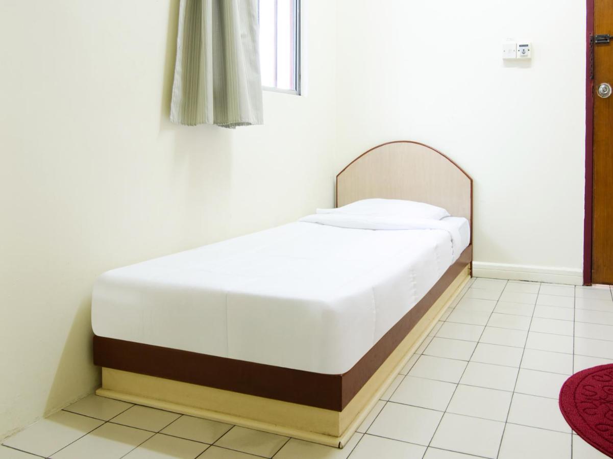 Spot On 89582 Evergreen Hotel Keningau Εξωτερικό φωτογραφία