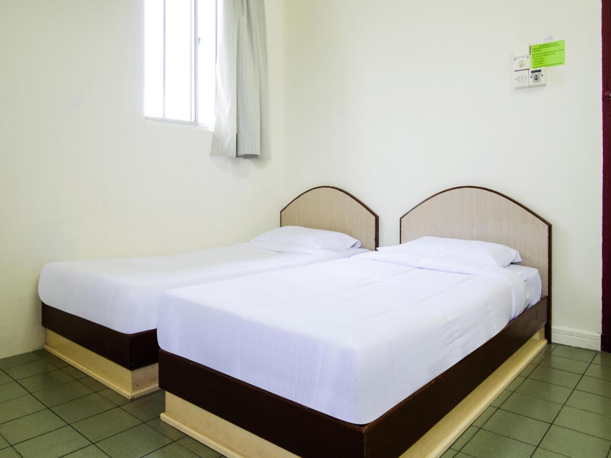 Spot On 89582 Evergreen Hotel Keningau Εξωτερικό φωτογραφία